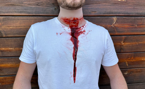 Moulage tăiătură pe gât