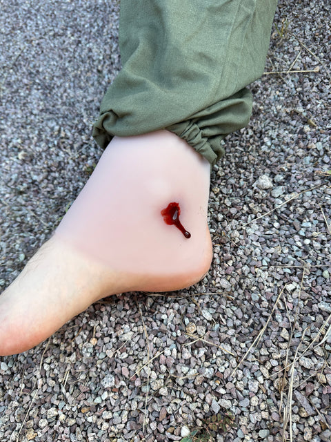 Wound moulage shot ankle joint