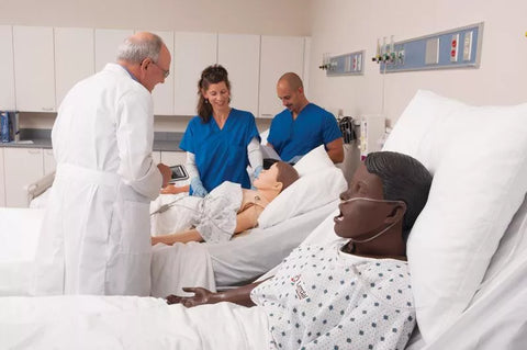 Manechin pentru îngrijiri medicale Nursing Anne SimPad, pachet complet, inclusiv instruire