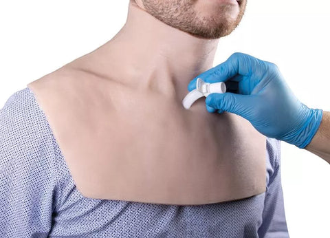 Guler simulat "traheostomie"