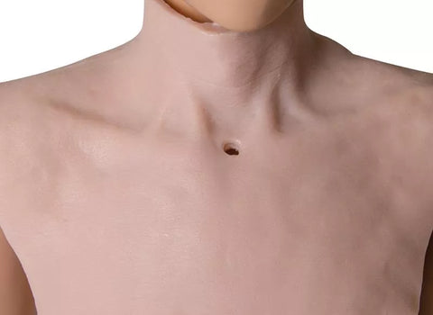 Guler simulat "traheostomie"