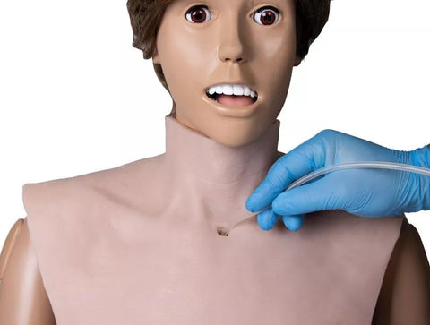 Guler simulat "traheostomie"