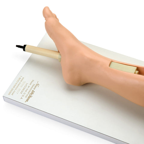 Picior pentru infuzie intraosoasă la copii / Acces femoral