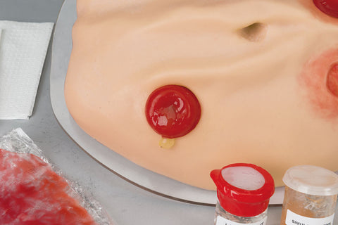 Simulator complet de îngrijire ostomie